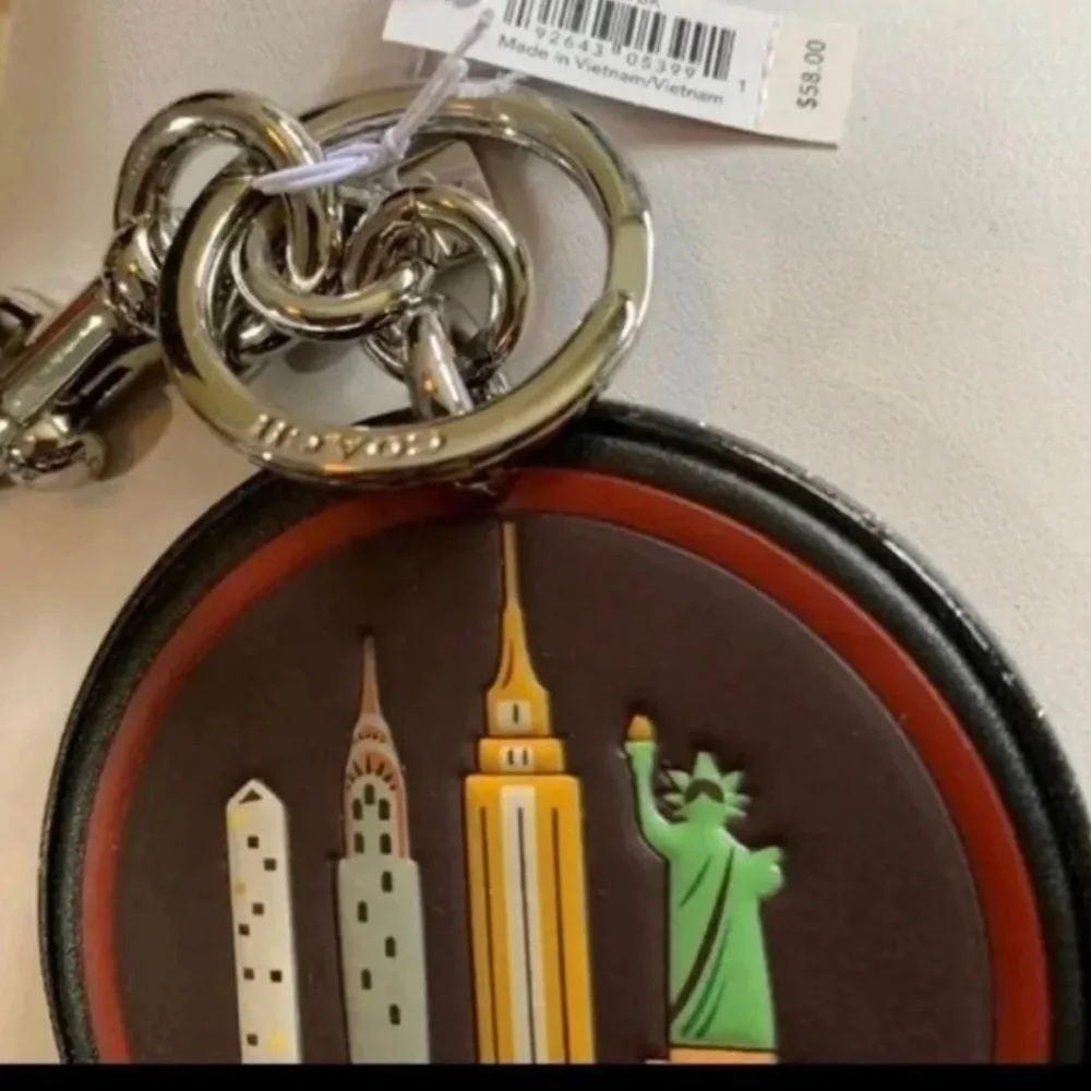 Coach NYC KEY FOB NEW YORK CITY Out of Circulation
